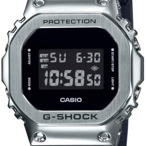 Casio Herrklocka GM-5600-1ER G-Shock LCD/Resinplast