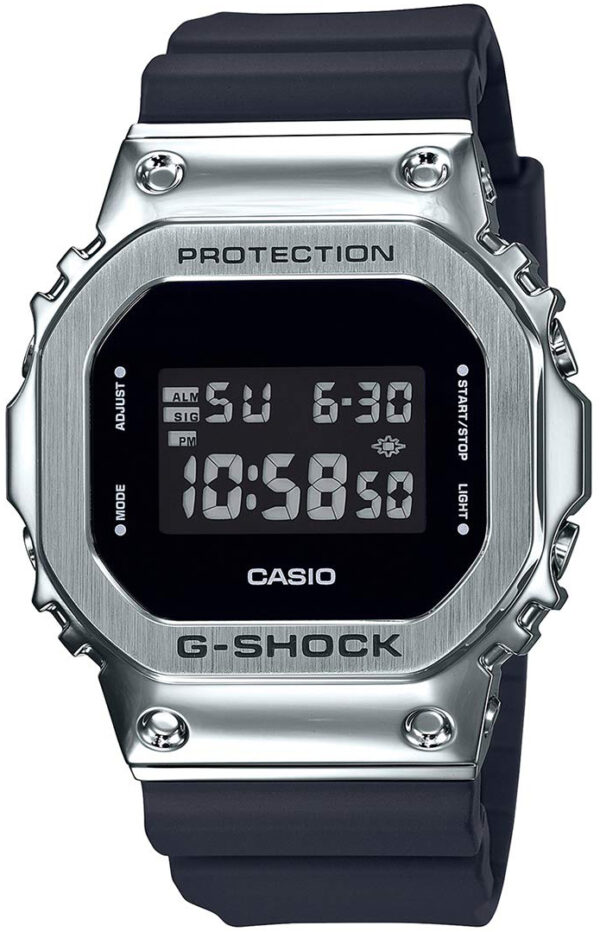 Casio Herrklocka GM-5600-1ER G-Shock LCD/Resinplast